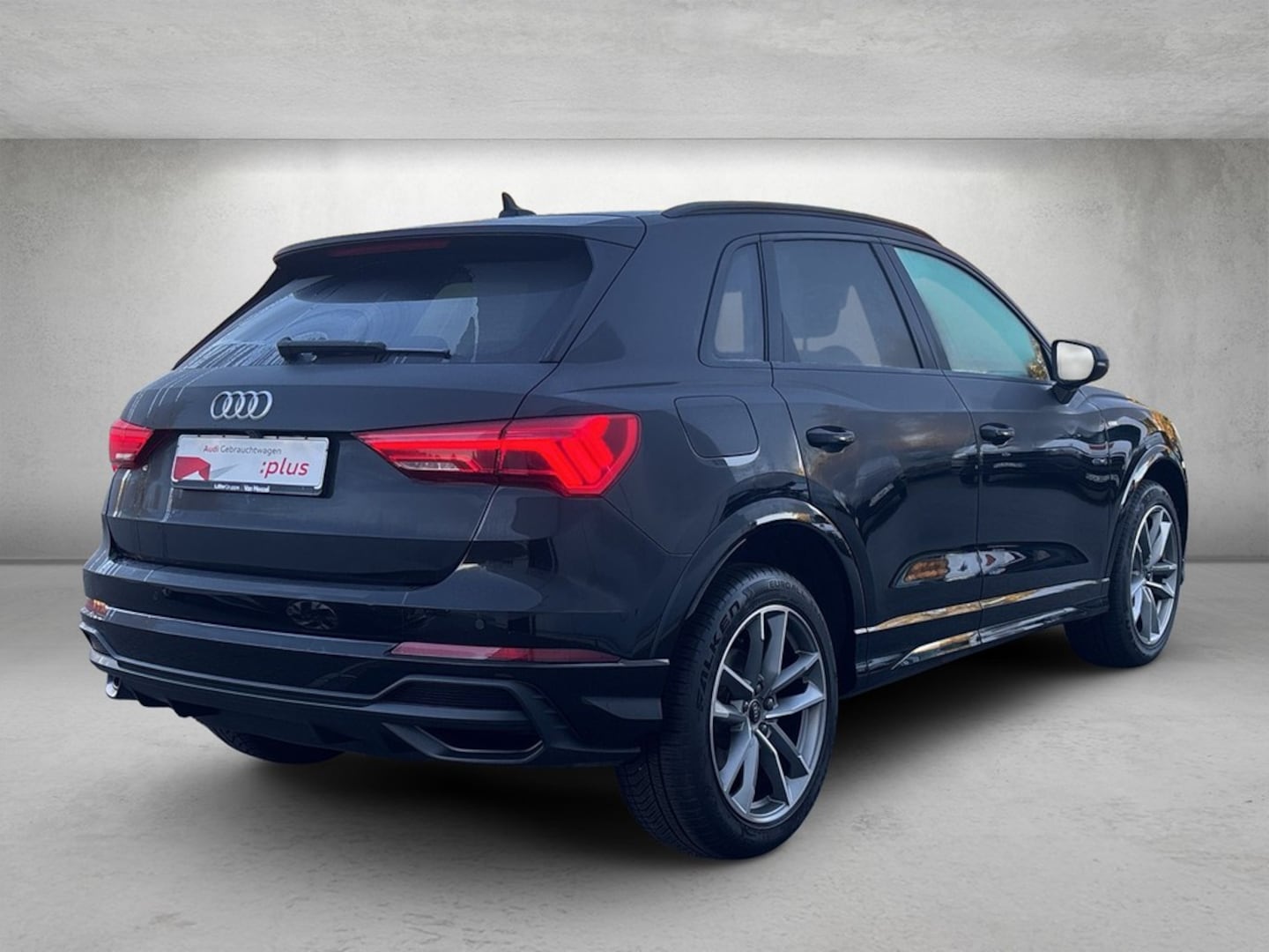 Bild über Audi Q3 S line 35 TFSI S tronic - für weitere Informationen kontaktieren Sie den Audi Partner