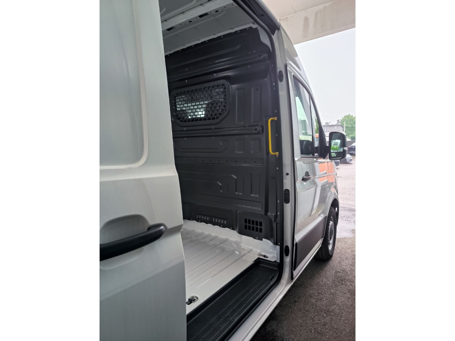 Volkswagen Crafter Kasten mittlerer Radstand