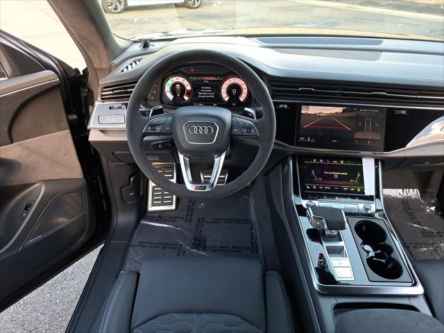 2025 Audi RS Q8 Base - Photo 16