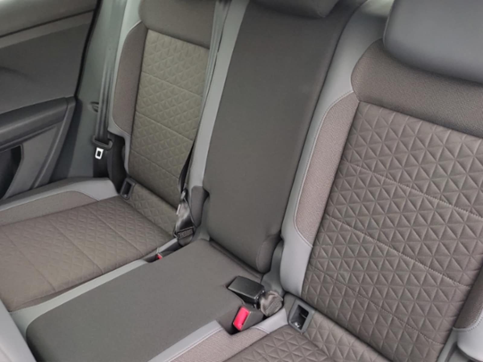 Volkswagen T-Cross – Bild 11