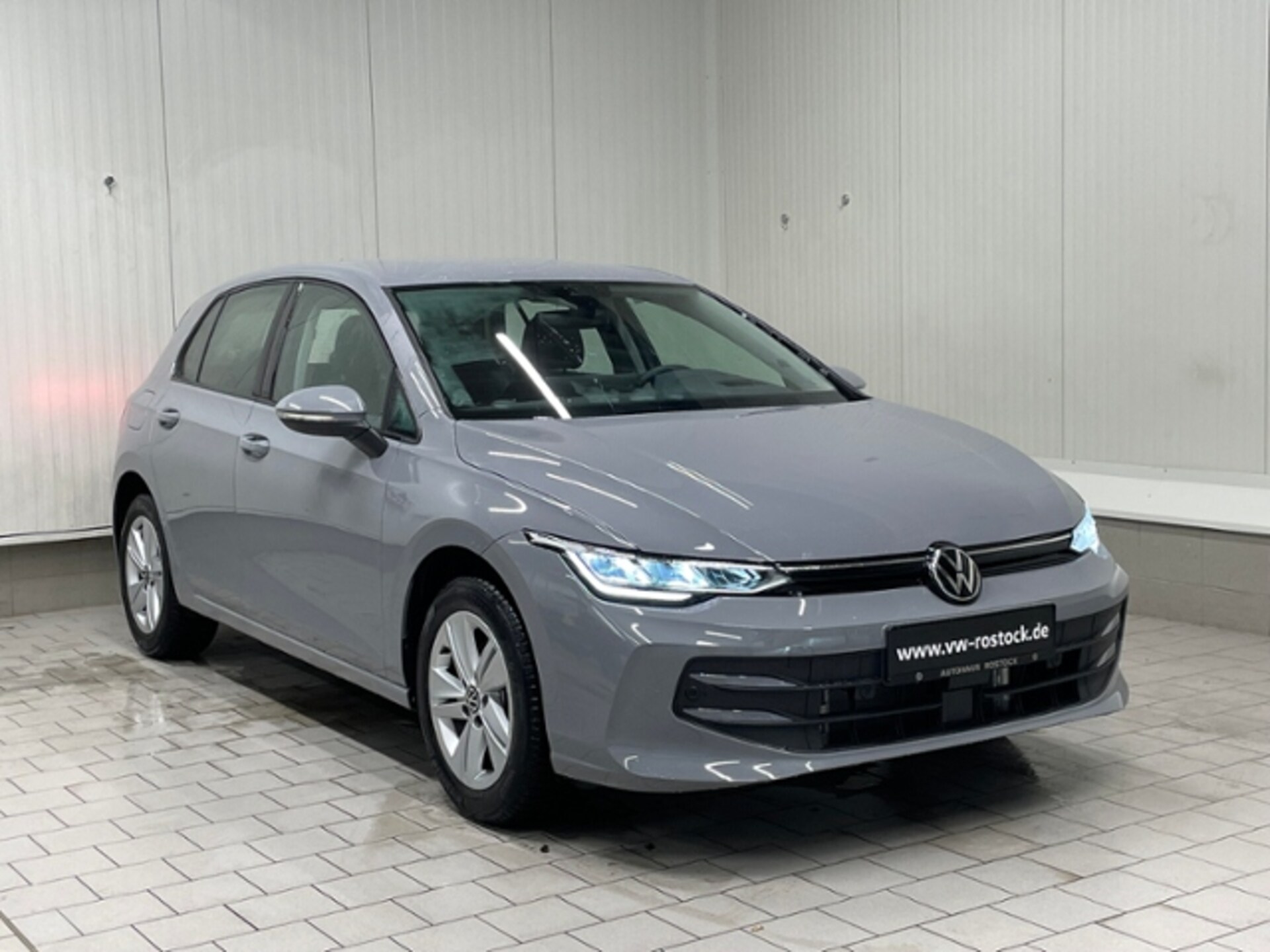 Volkswagen Golf Life
