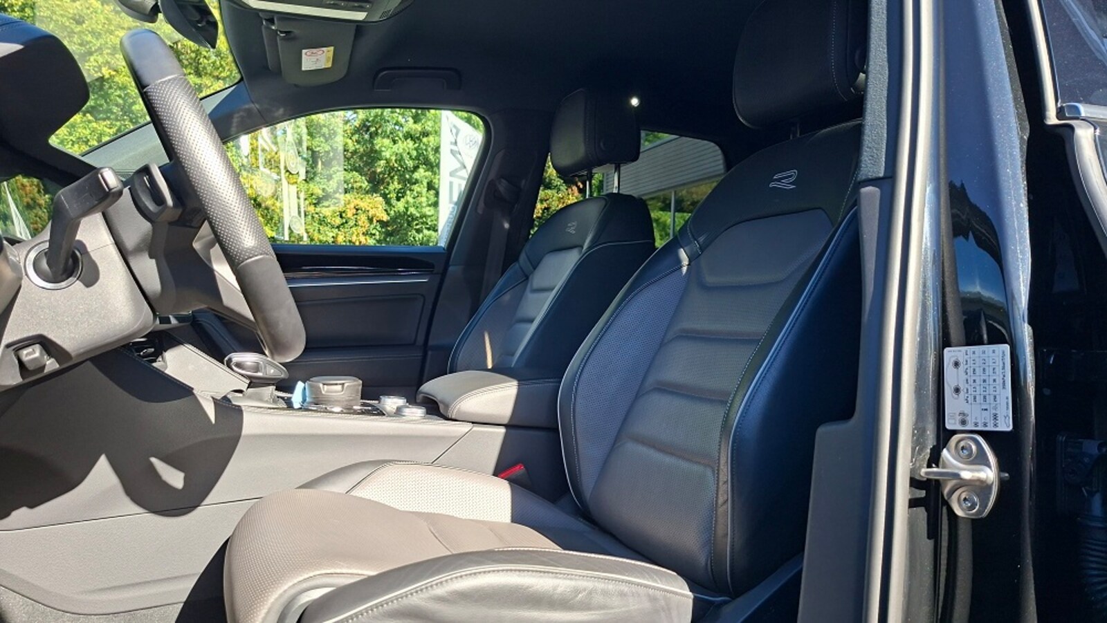 Volkswagen Touareg – Bild 8