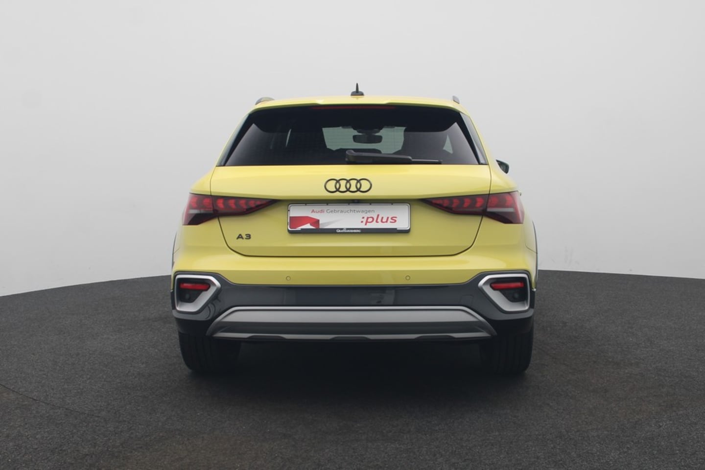 Bild über Audi A3 allstreet 35 TFSI S tronic - für weitere Informationen kontaktieren Sie den Audi Partner