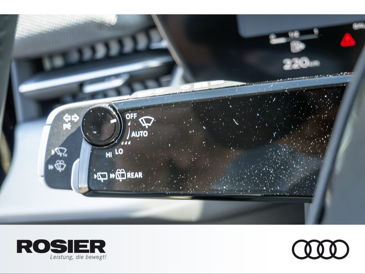 Bild über Audi Q3 SUV TFSI quattro 150 kW S tronic - für weitere Informationen kontaktieren Sie den Audi Partner
