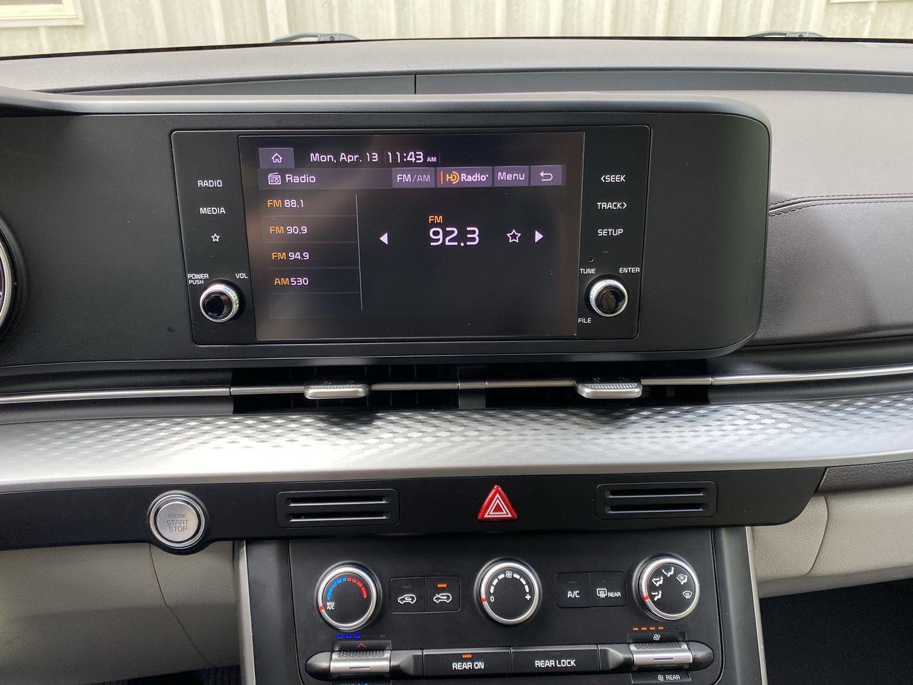 2024 Kia Carnival 32