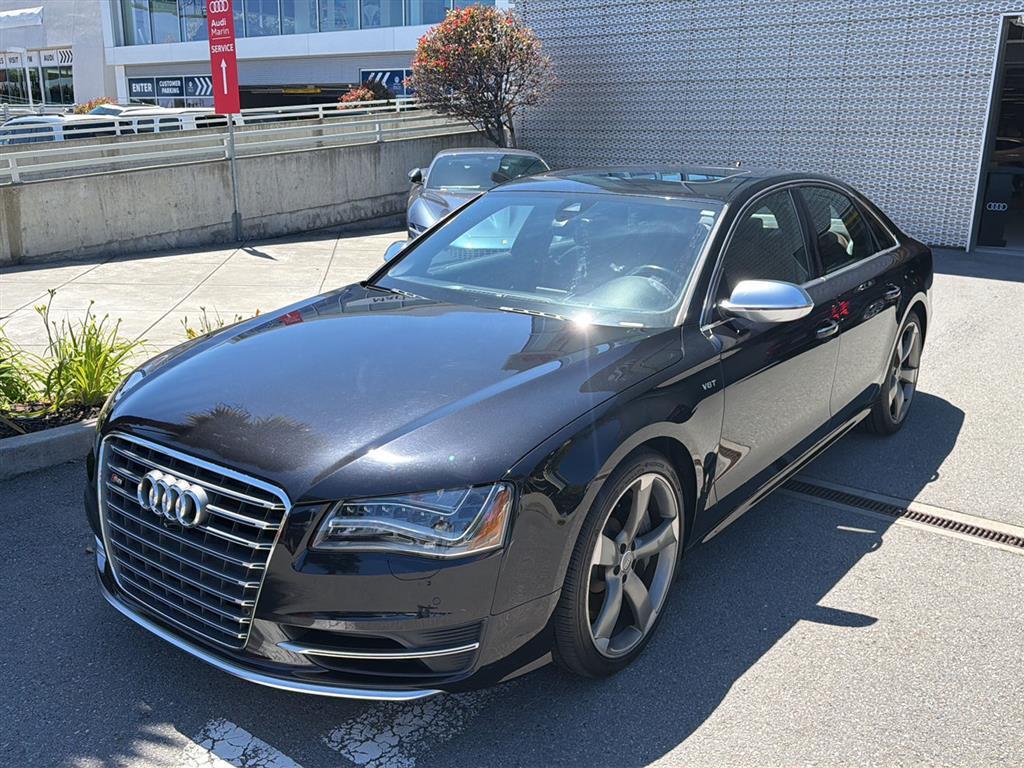 2013 Audi S8 4.0 TFSI quattro tiptronic's photo