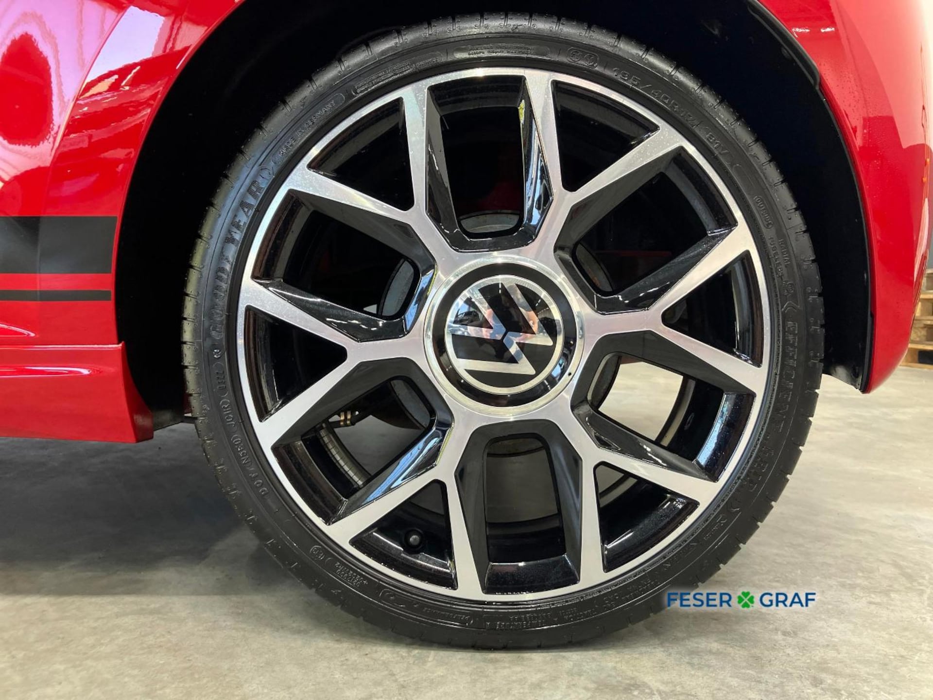 Volkswagen up! GTI