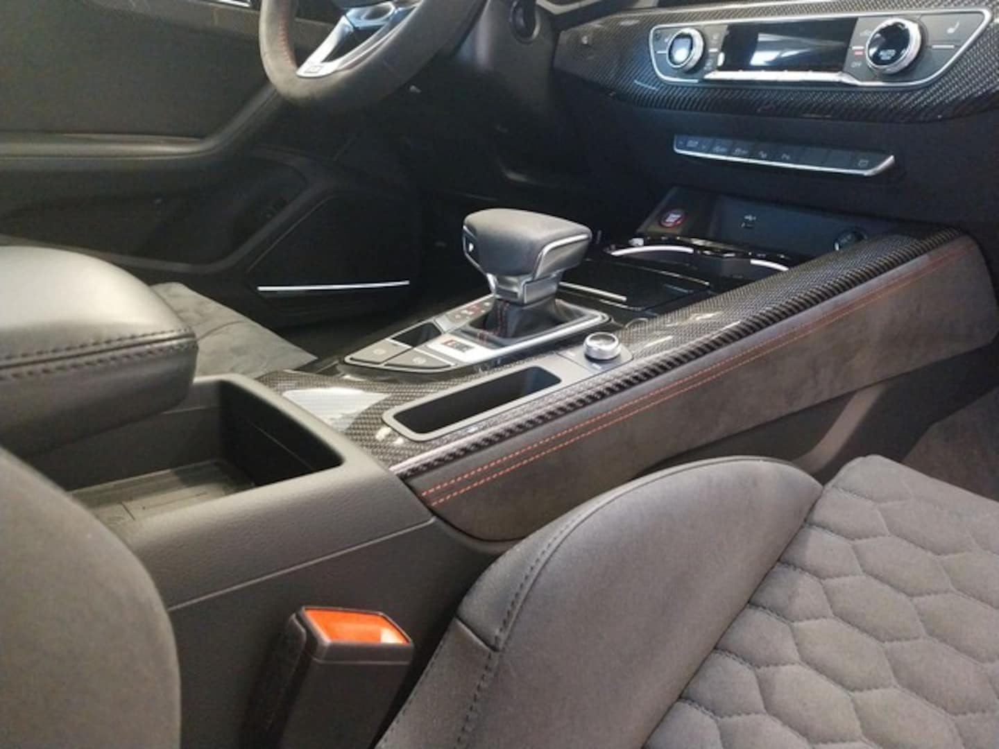 Bild über Audi RS 5 Sportback TFSI quattro tiptronic - für weitere Informationen kontaktieren Sie den Audi Partner