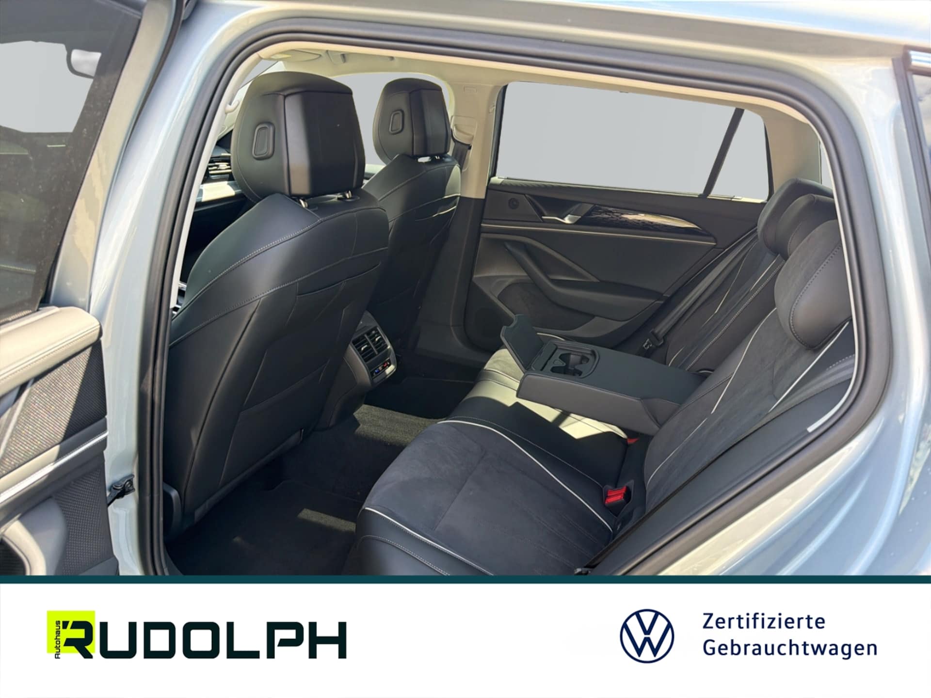 Volkswagen Passat Elegance