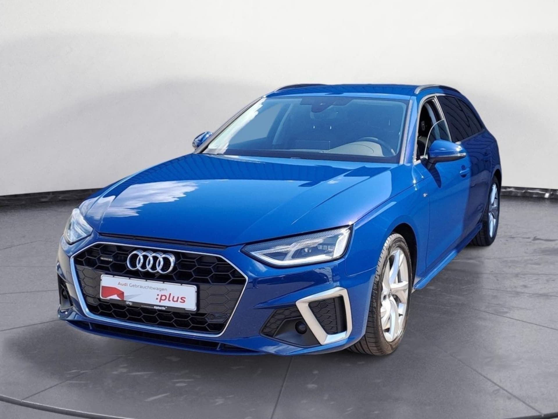 Audi A4 Avant S line