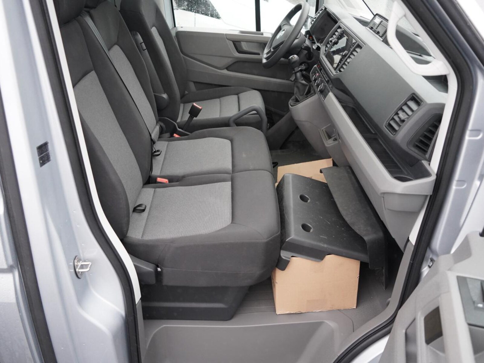 Volkswagen Crafter Einzelkabine langer Radstand – Bild 14