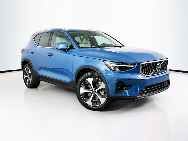 2023 Volvo XC40