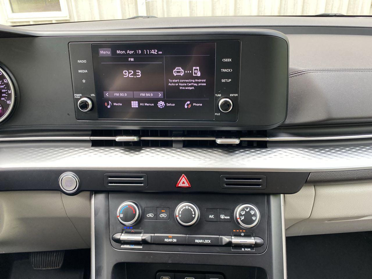 2024 Kia Carnival 34