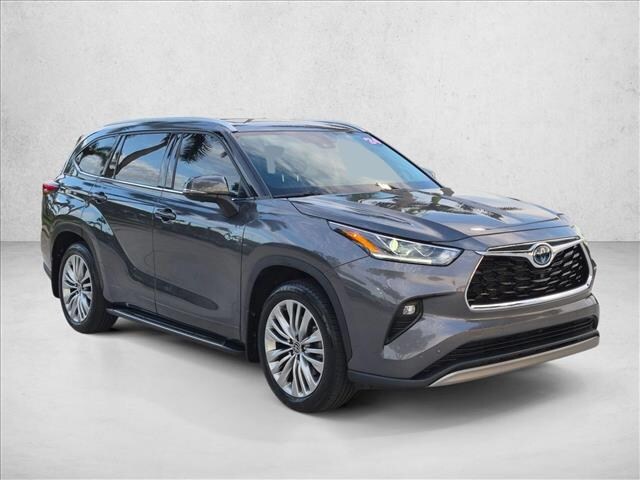 2024 Toyota Highlander Hybrid