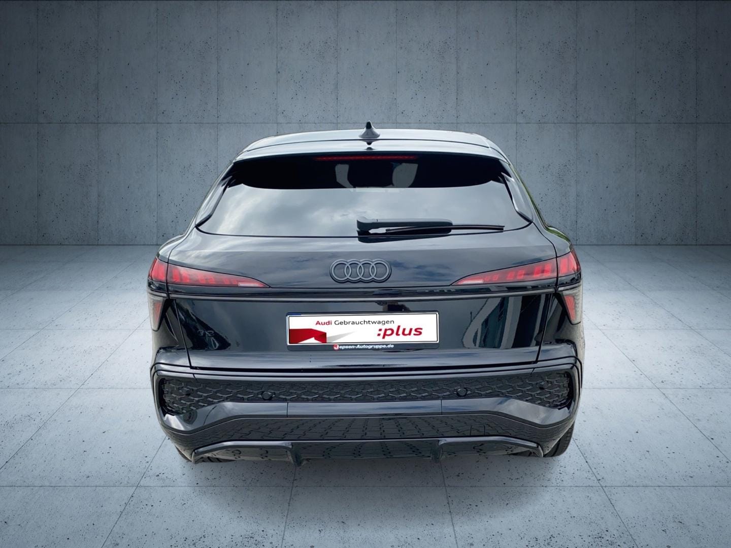 Bild über Audi Q3 Sportback e-hybrid e-hybrid 200 kW S tronic - für weitere Informationen kontaktieren Sie den Audi Partner