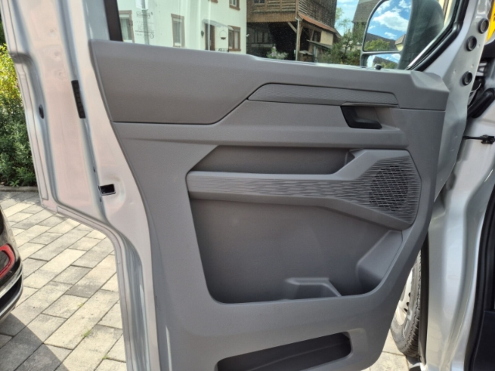 Volkswagen Transporter Kasten langer Radstand – Bild 7