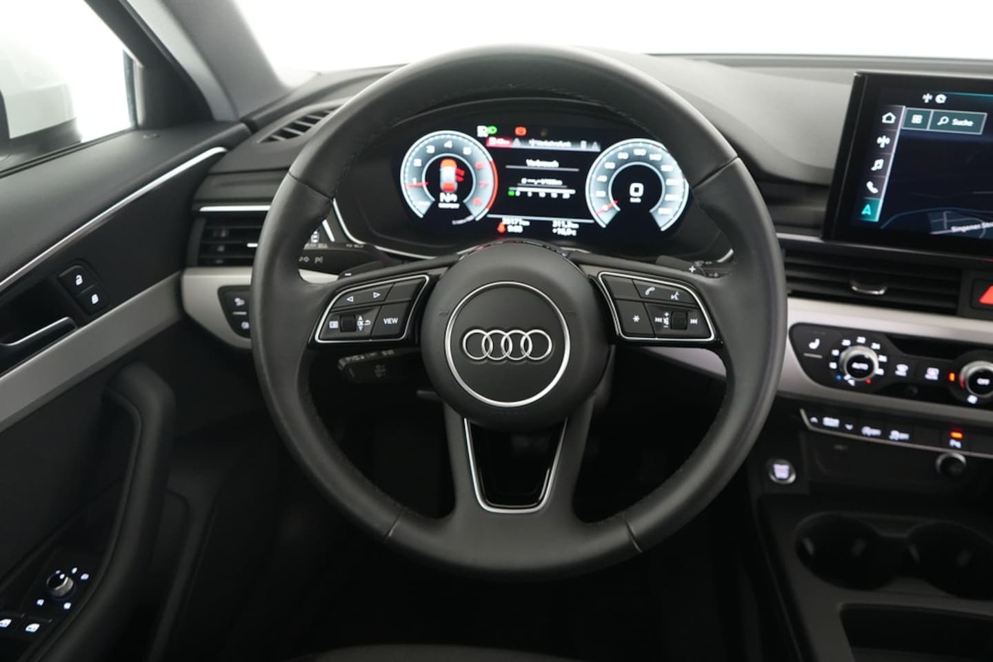 Bild über Audi A4 Avant 40 TFSI S tronic - für weitere Informationen kontaktieren Sie den Audi Partner