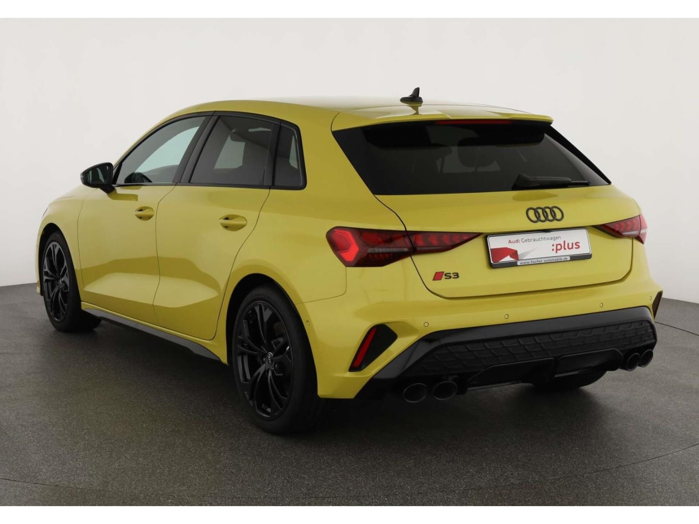 Bild über Audi S3 Sportback TFSI quattro S tronic - für weitere Informationen kontaktieren Sie den Audi Partner