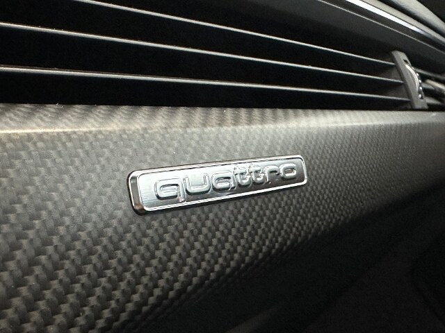 Image about Audi RS 4 Avant TFSI quattro tiptronic