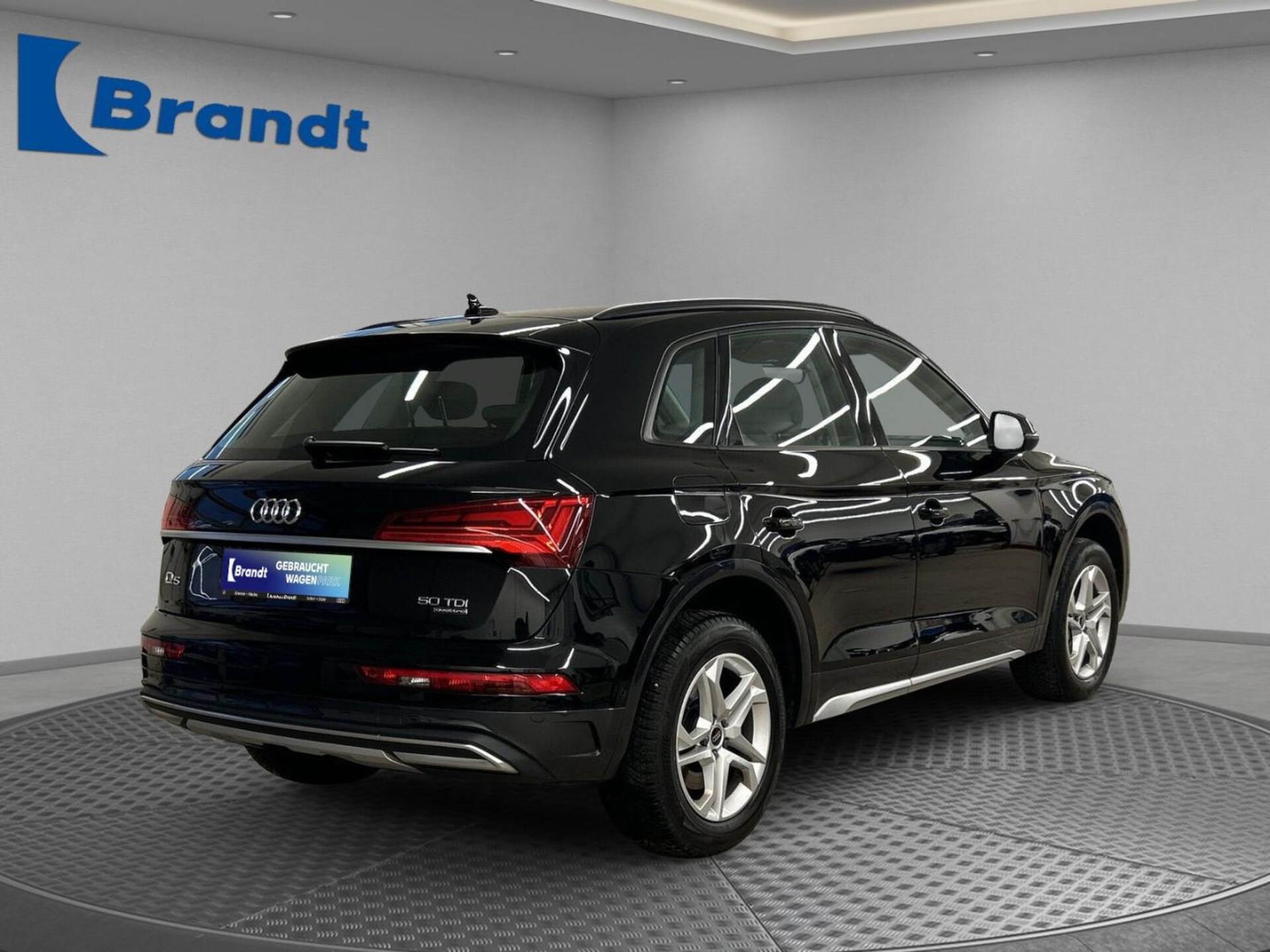 Audi Q5 SUV Advanced