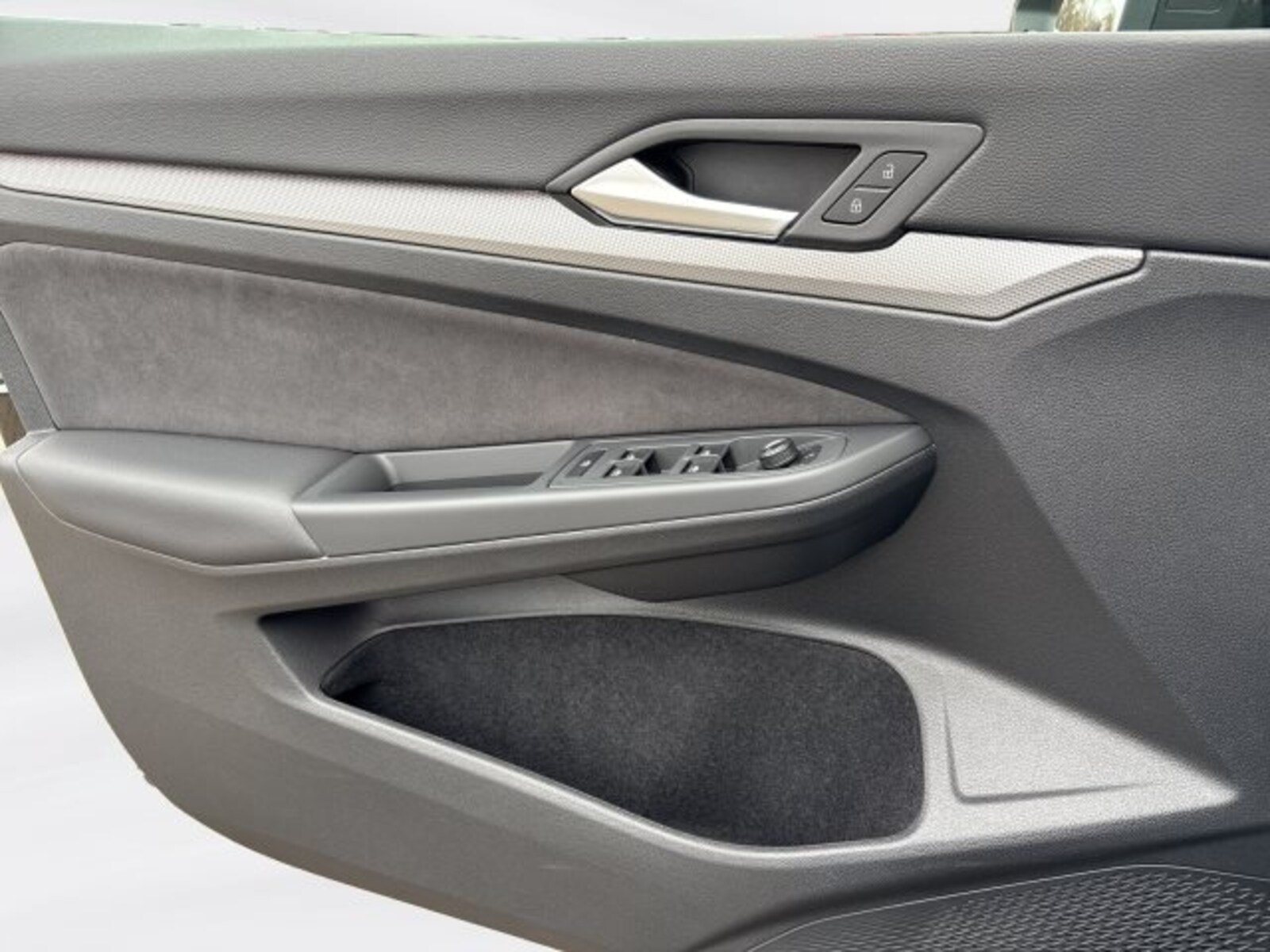 Volkswagen Golf Variant – Bild 9
