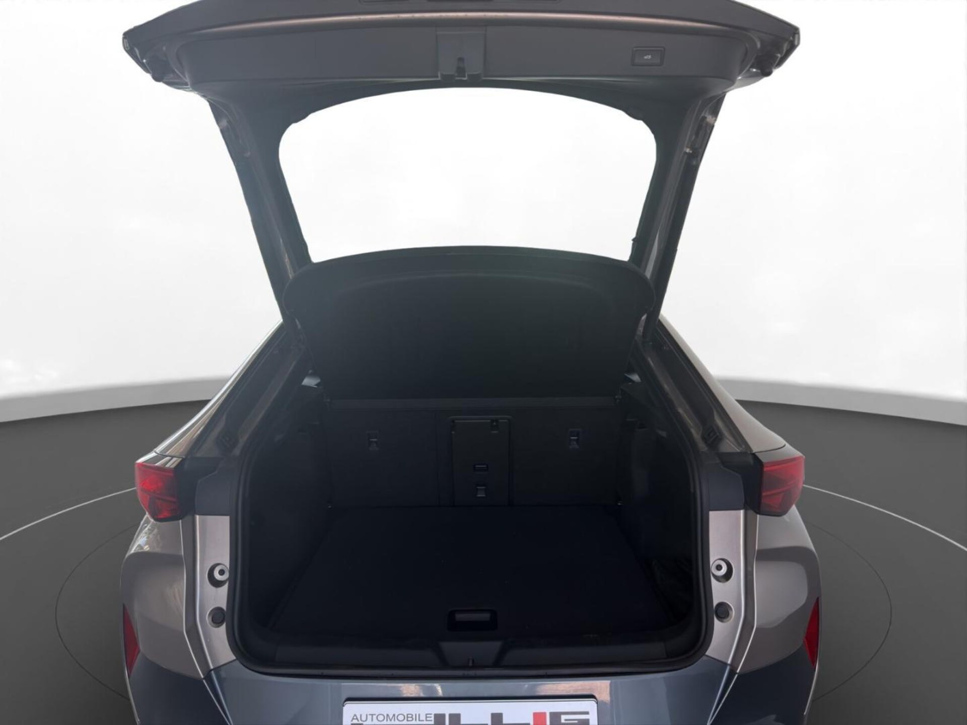 CUPRA Tavascan VZ