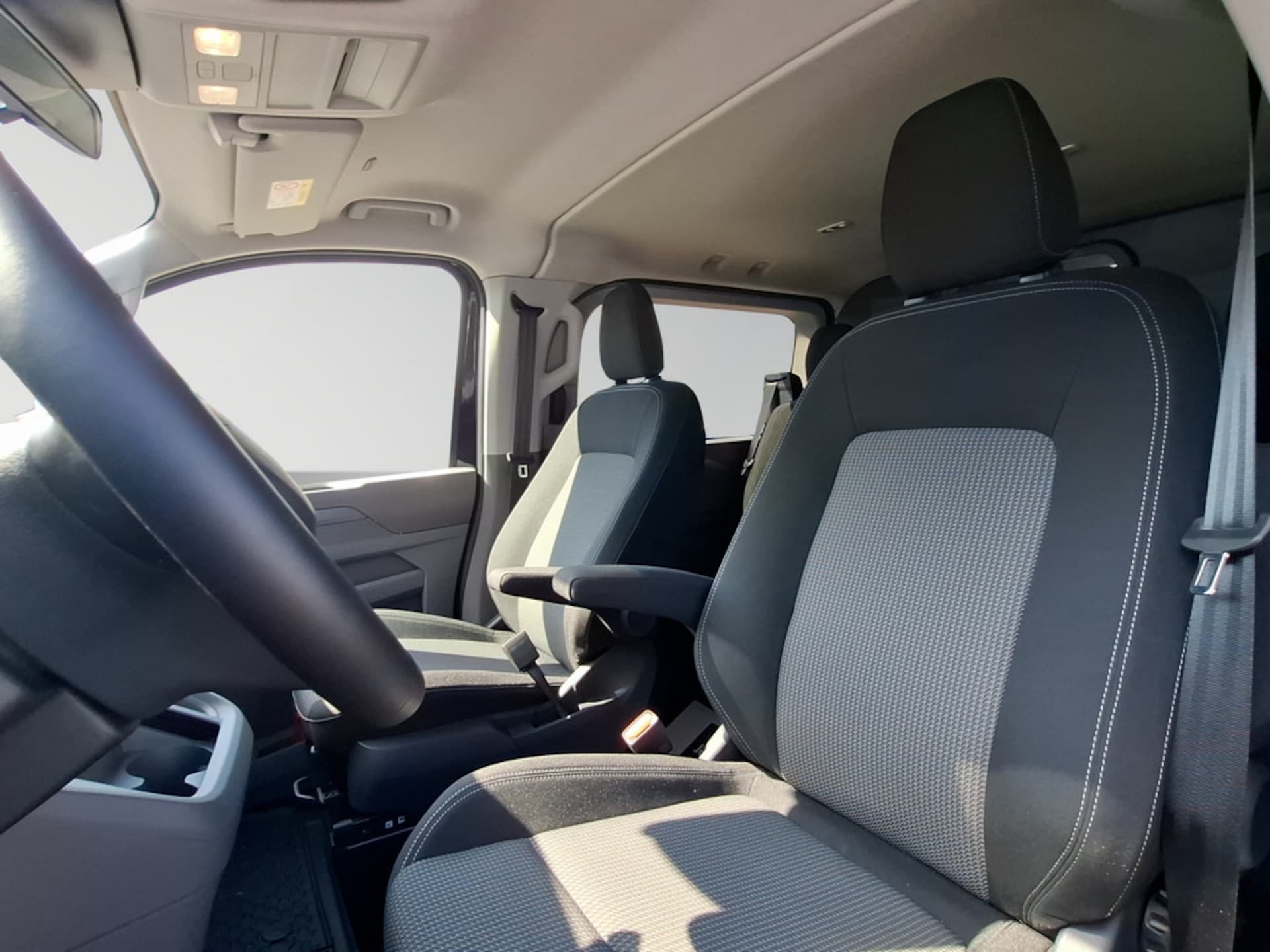 Volkswagen Transporter Kasten kurzer Radstand Plus