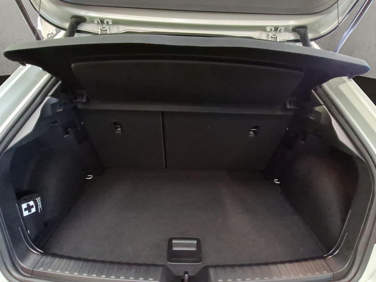 Bild über Audi A1 Sportback S line 40 TFSI S tronic - für weitere Informationen kontaktieren Sie den Audi Partner