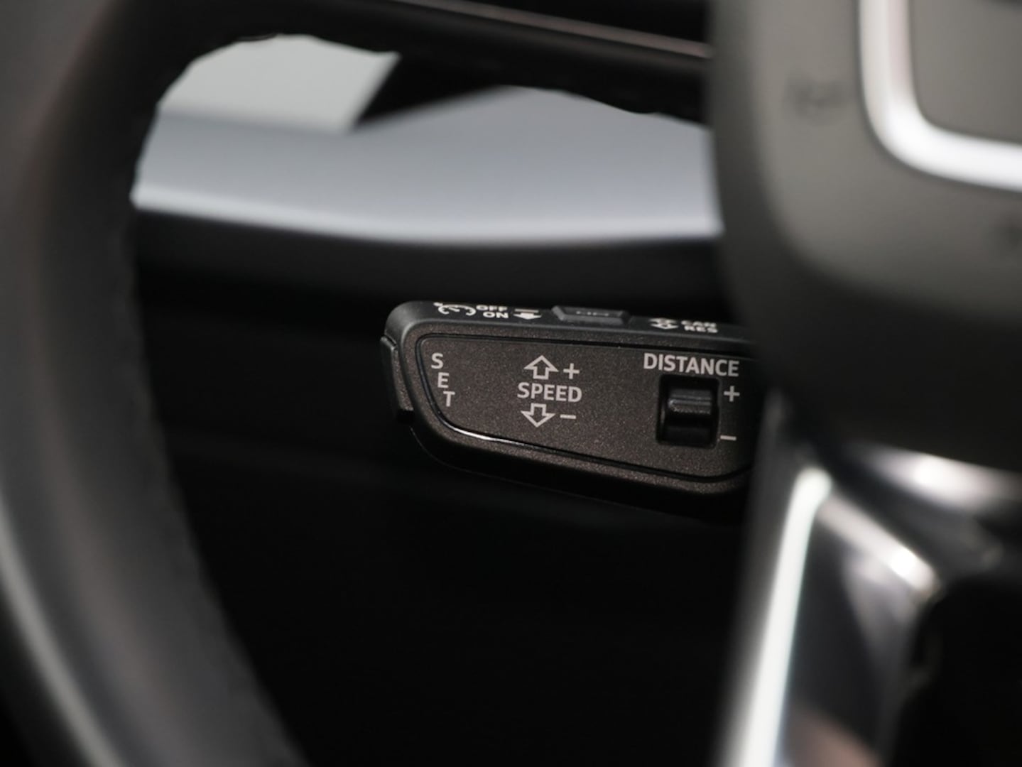 Bild über Audi A3 Sportback S line 35 TFSI S tronic - für weitere Informationen kontaktieren Sie den Audi Partner