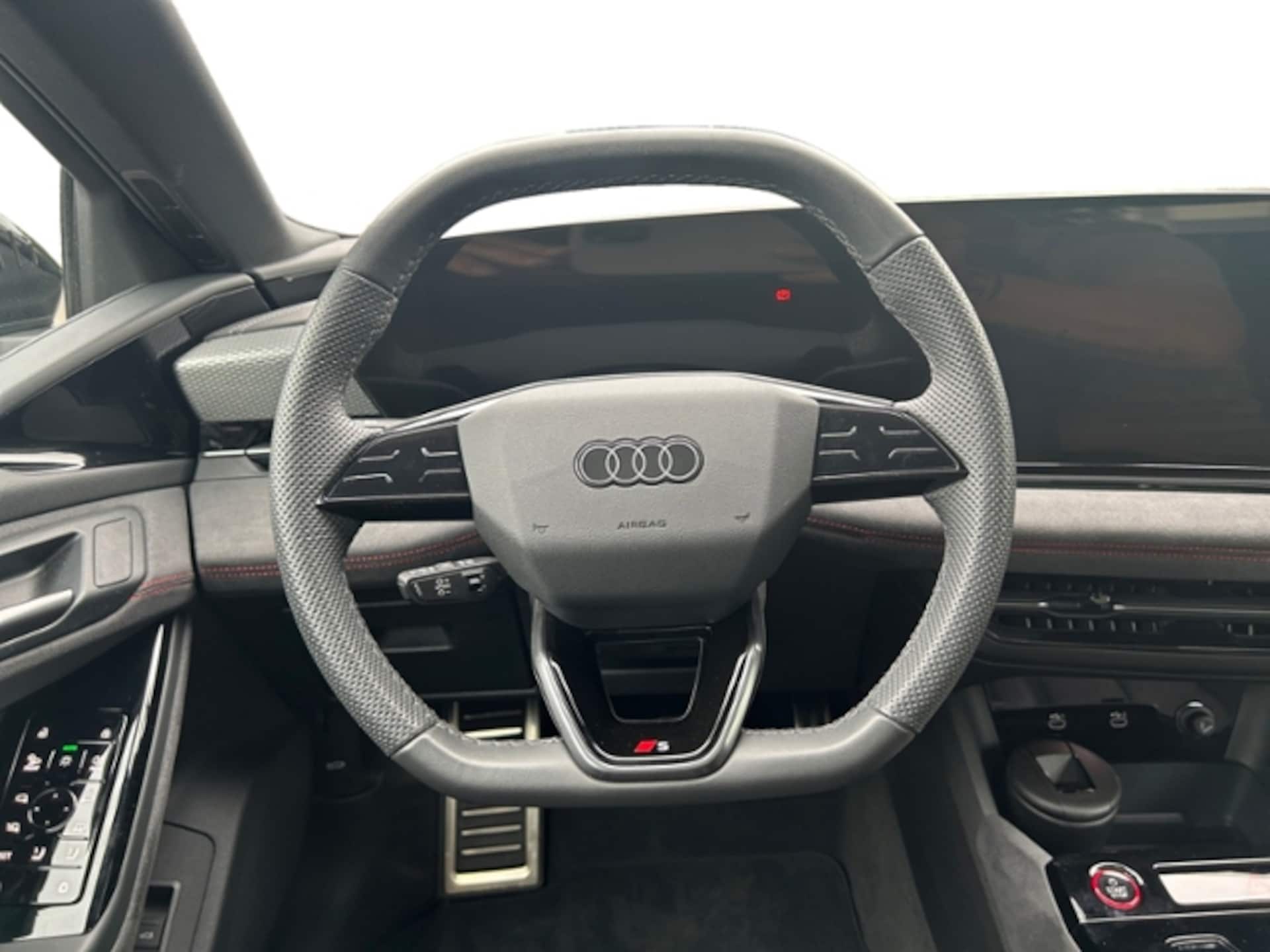 Audi S6 Avant e-tron