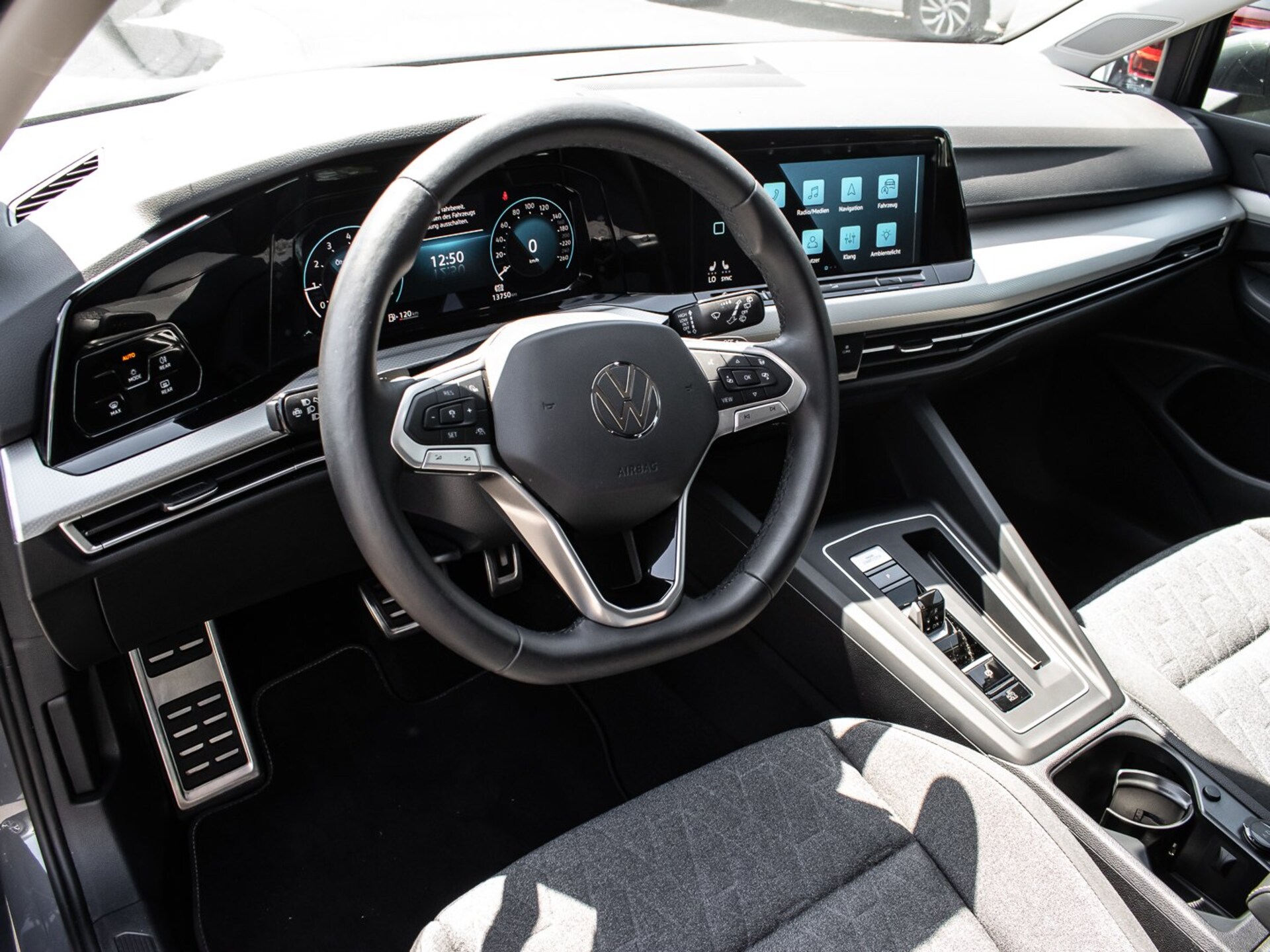 Volkswagen Golf MOVE