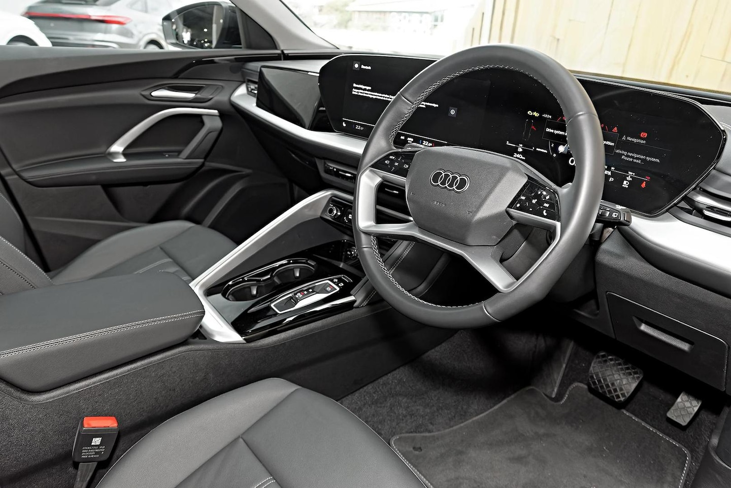 Image about Audi Q5 SUV TFSI 150 kW