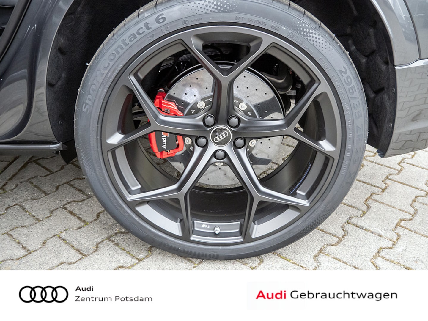 Bild über Audi RS Q8 SUV TFSI quattro 471 kW tiptronic - für weitere Informationen kontaktieren Sie den Audi Partner