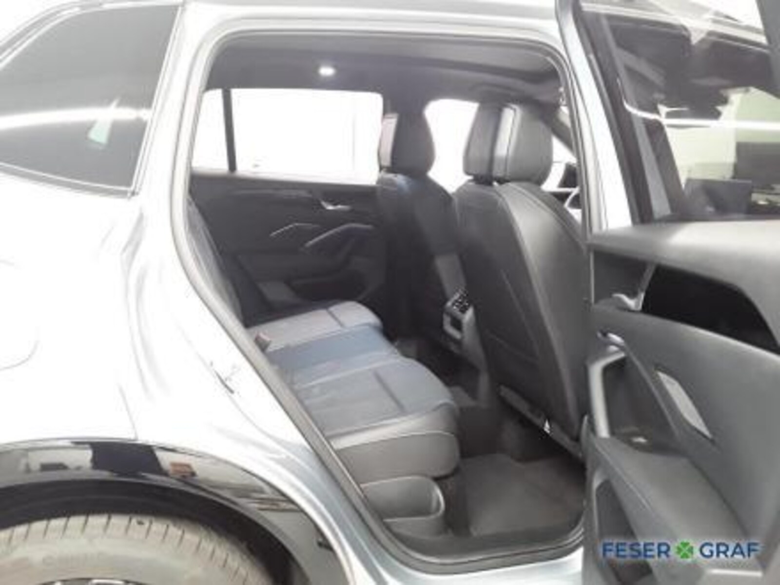 Volkswagen Tiguan – Bild 9
