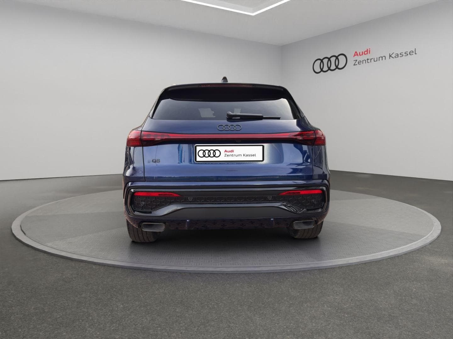 Bild über Audi Q5 SUV TFSI 150 kW S tronic - für weitere Informationen kontaktieren Sie den Audi Partner