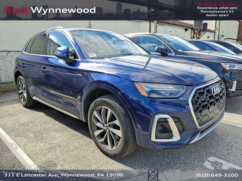 2023 Audi Q5 45 Premium's photo
