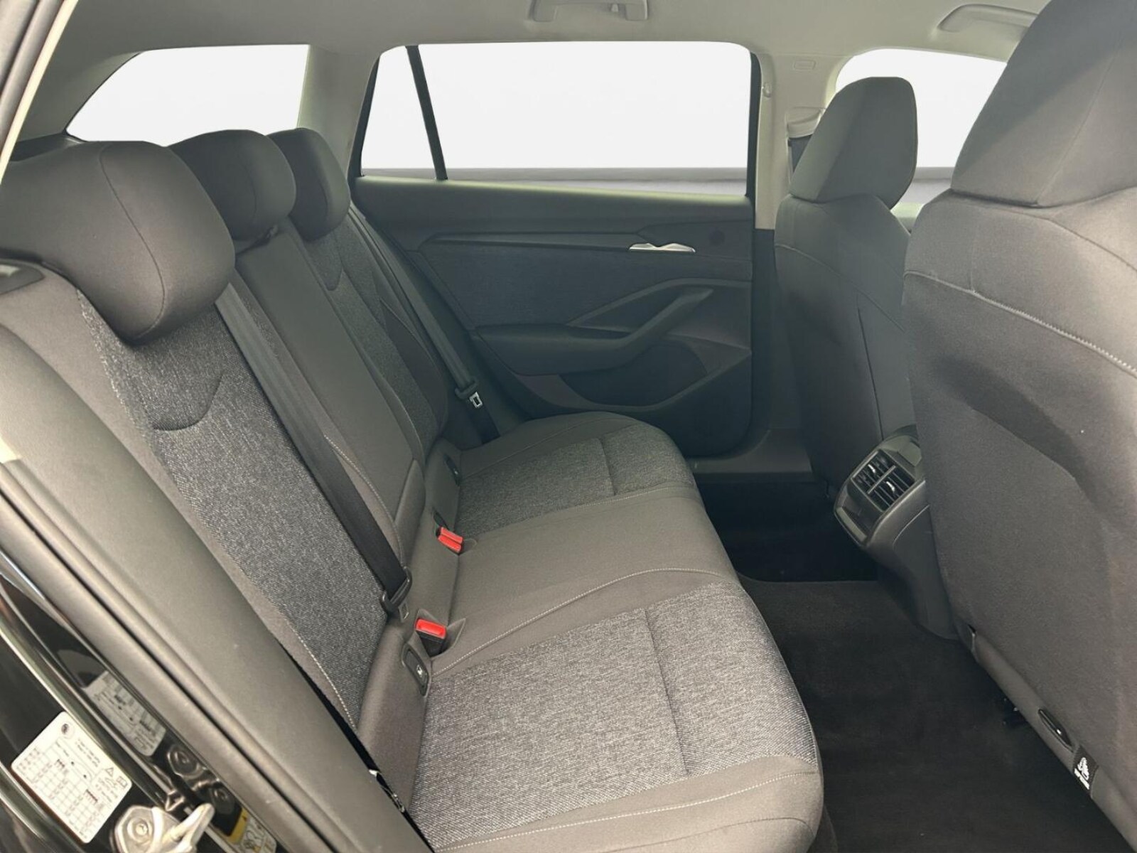 Škoda Superb Combi – Bild 16