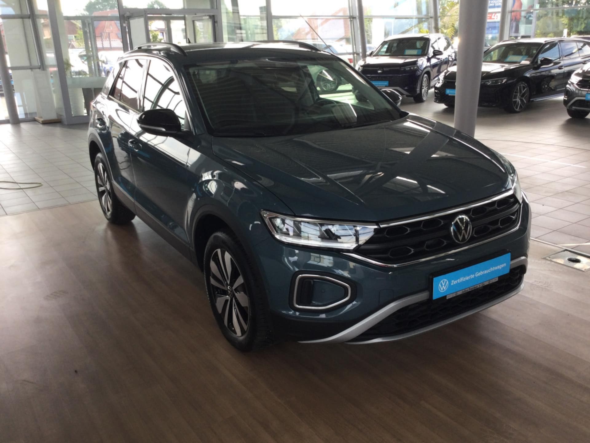 Volkswagen T-Roc Life