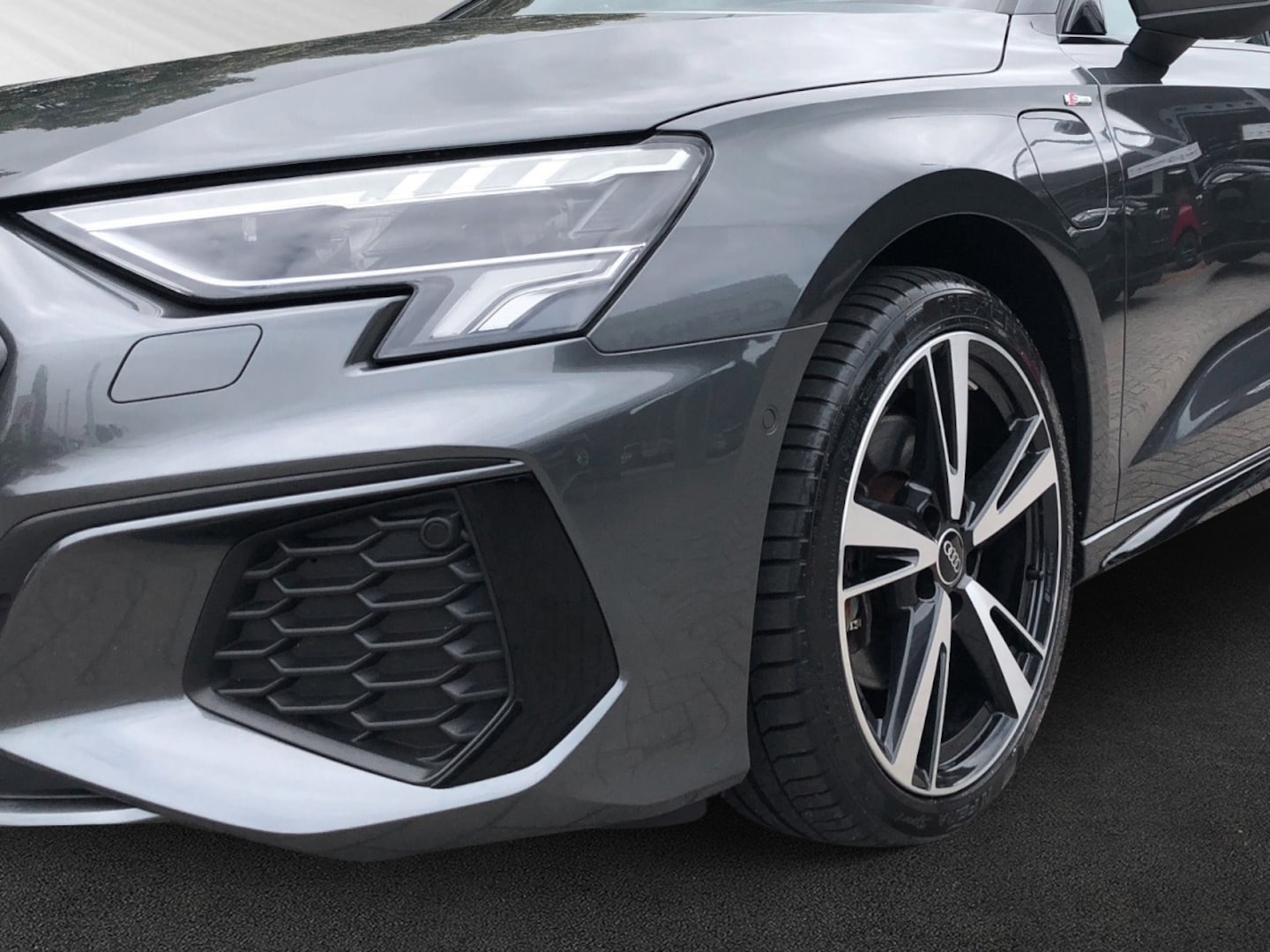 Bild über Audi A3 Sportback TFSI e S line 40 TFSI e S tronic - für weitere Informationen kontaktieren Sie den Audi Partner