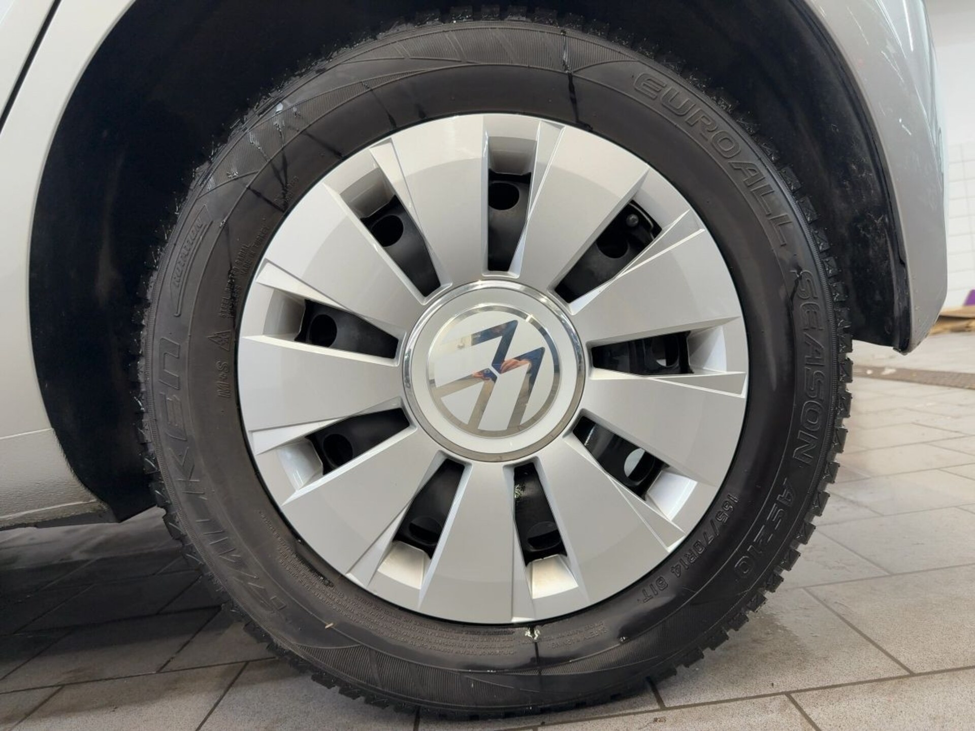 Volkswagen up! move up!