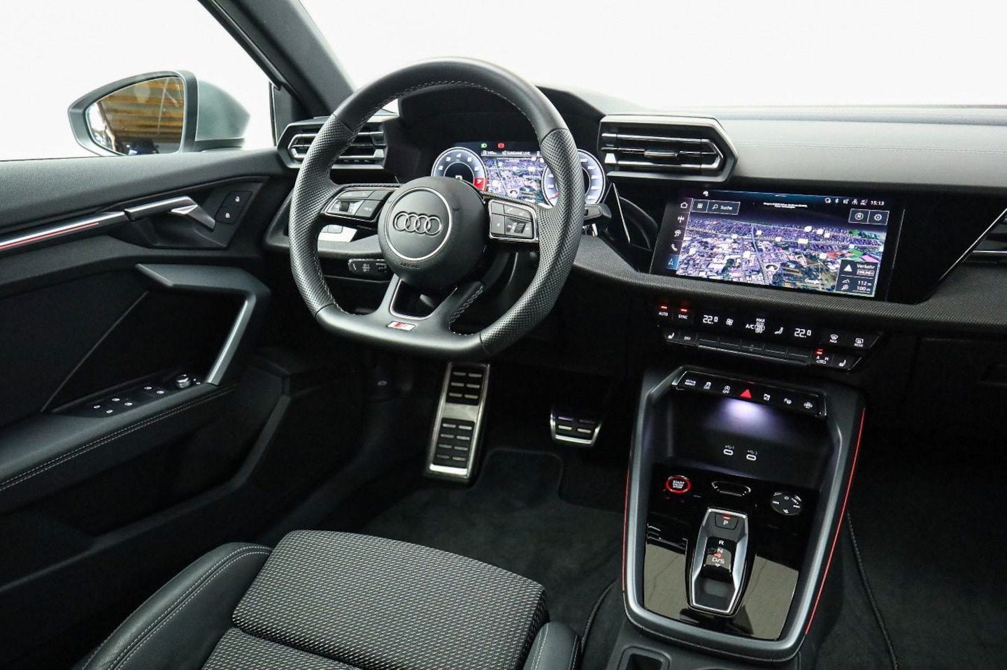 Bild über Audi S3 Sportback TFSI quattro S tronic - für weitere Informationen kontaktieren Sie den Audi Partner