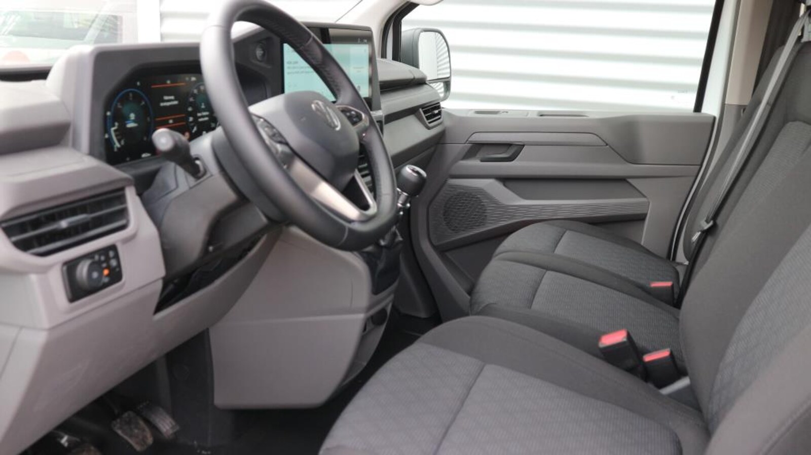 Volkswagen Transporter Kasten kurzer Radstand – Bild 5