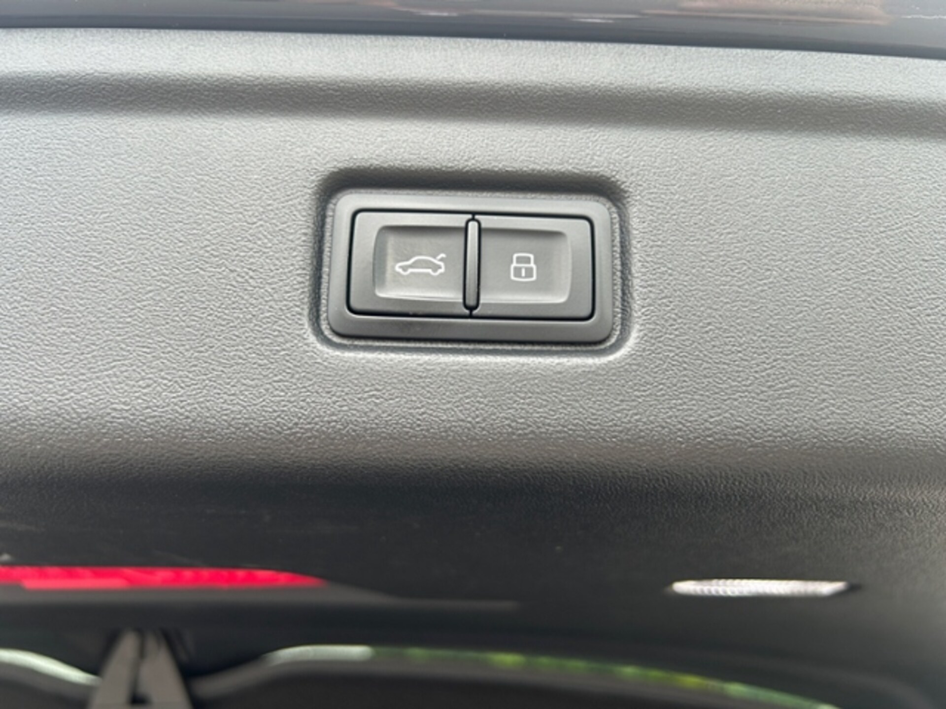 Audi S6 Avant e-tron
