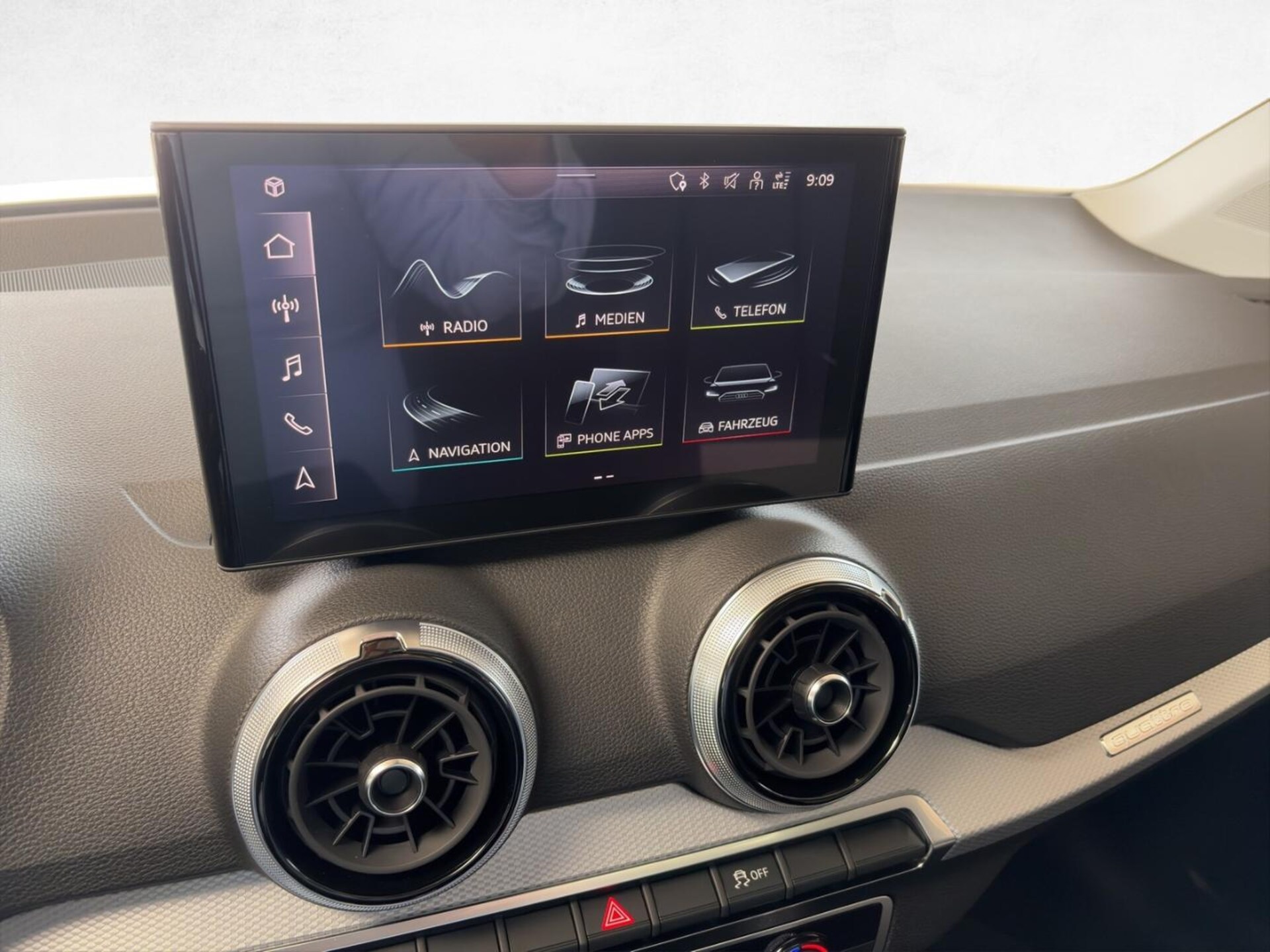 Audi Q2 S line