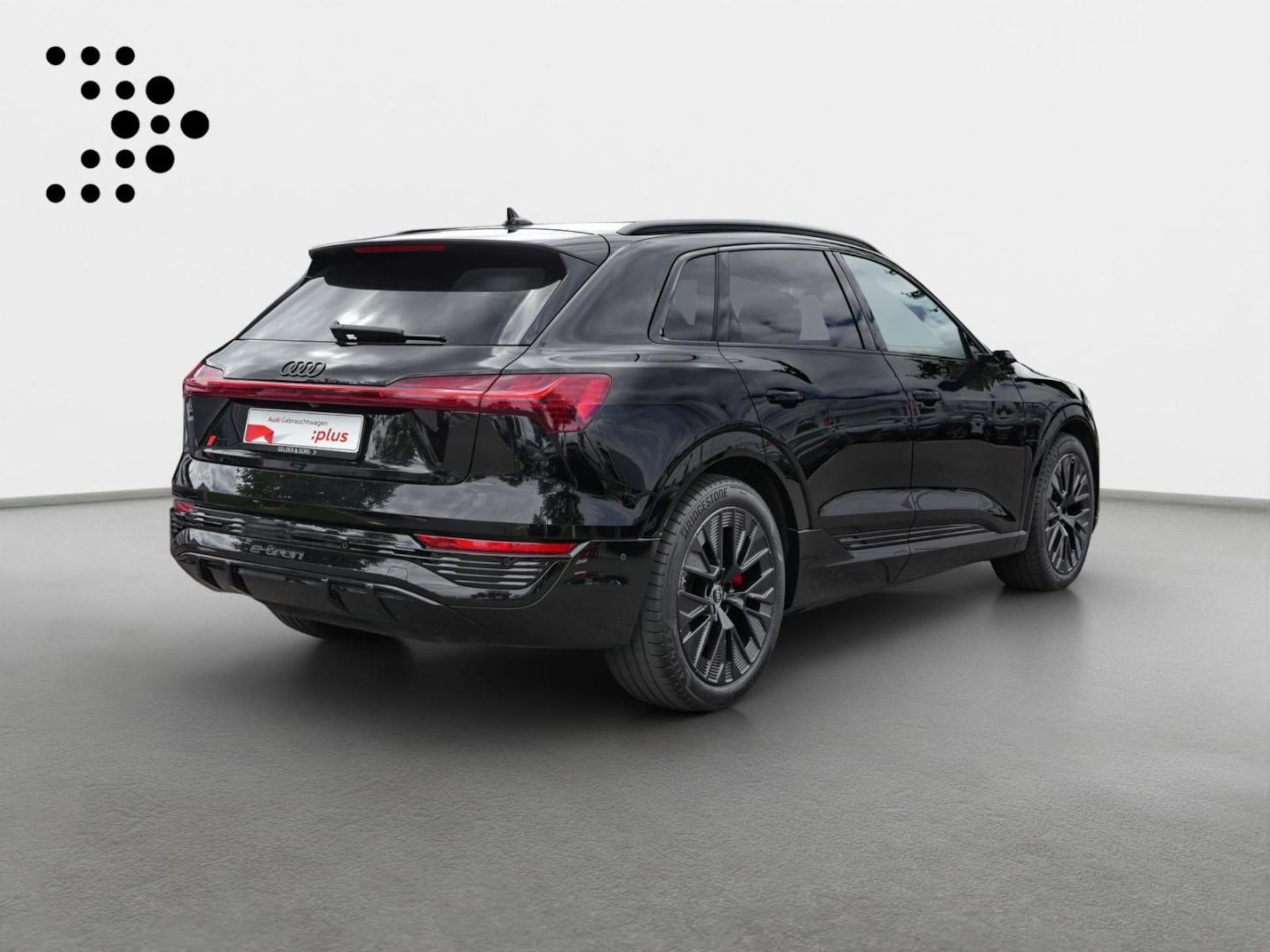 Audi Q8 e-tron S line