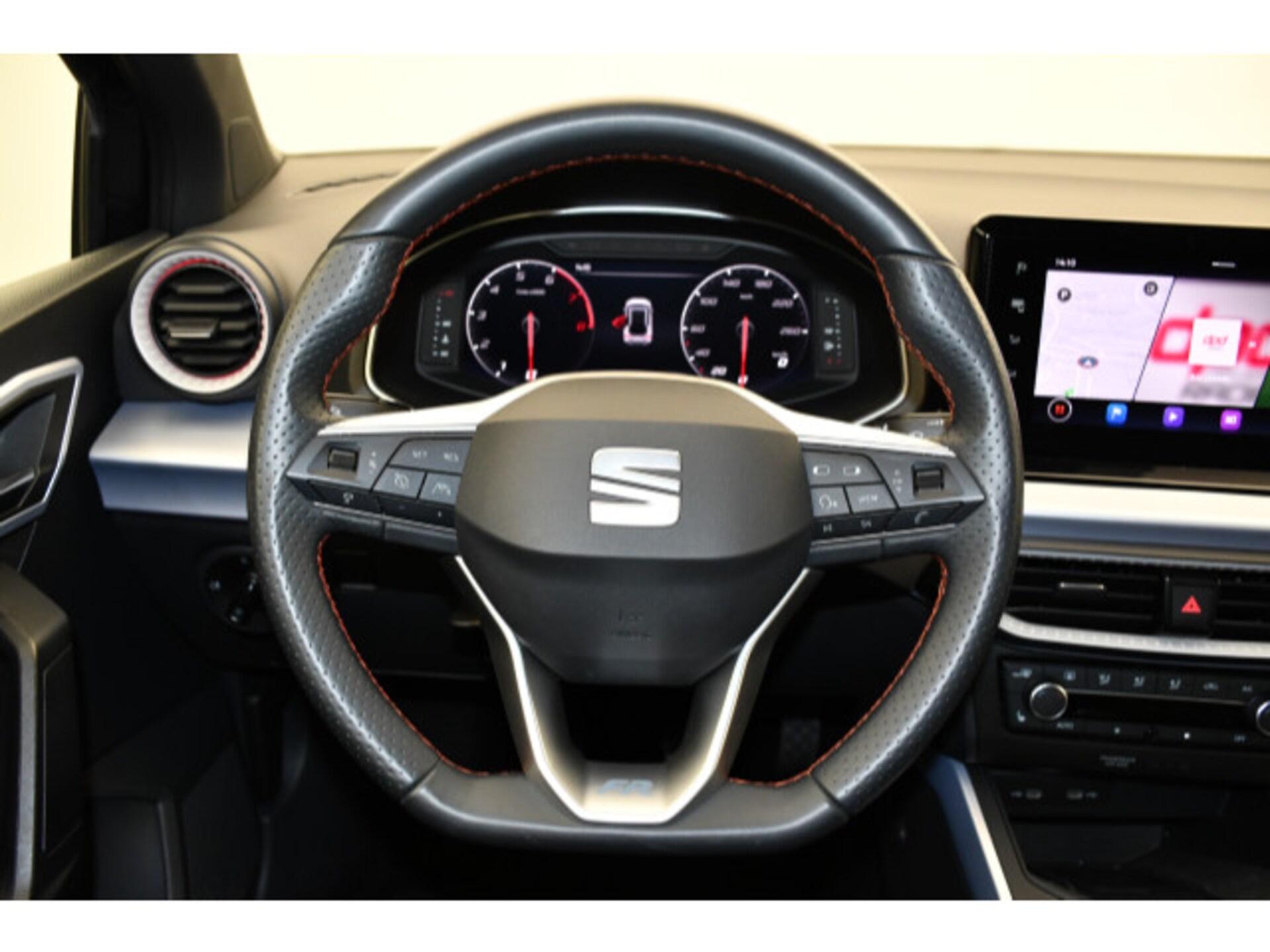 SEAT Arona FR