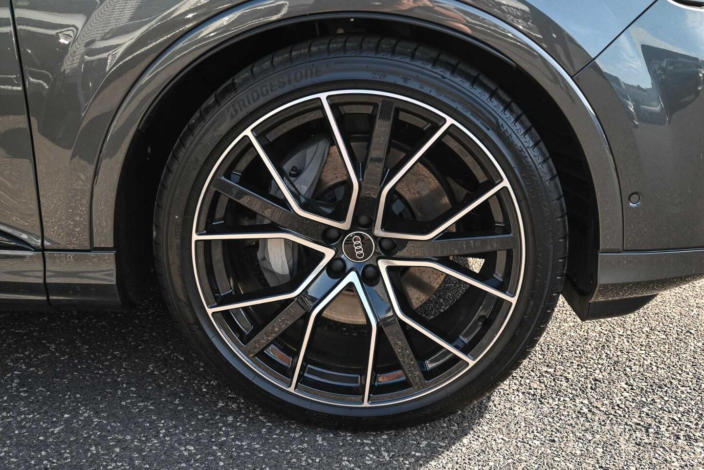 Image about Audi Q7 SUV Q7 S line TDI quattro tiptronic