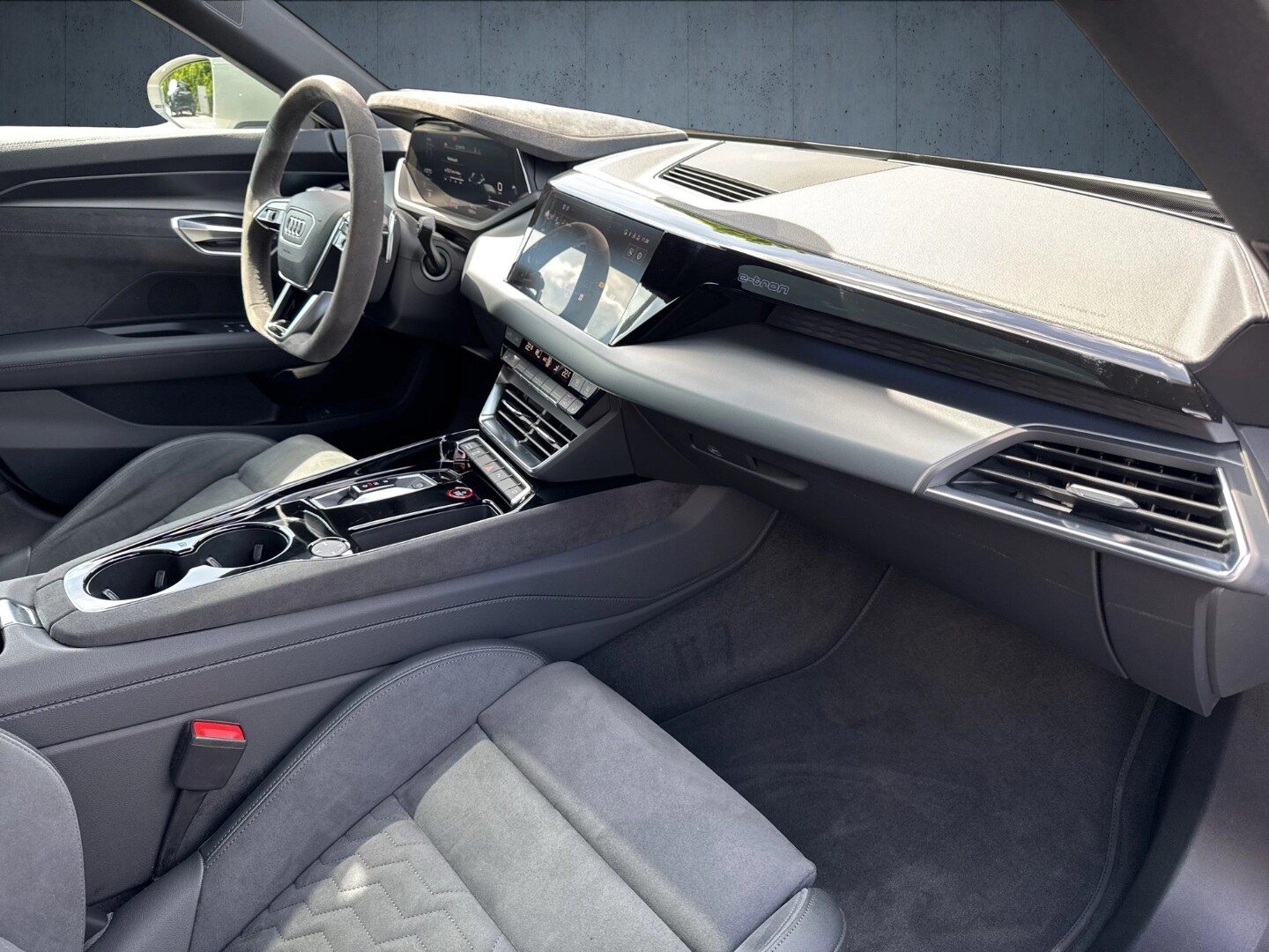 Image about Audi e-tron GT e-tron quattro