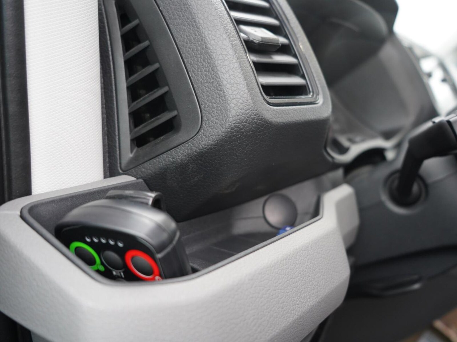 Volkswagen Crafter Einzelkabine langer Radstand – Bild 17