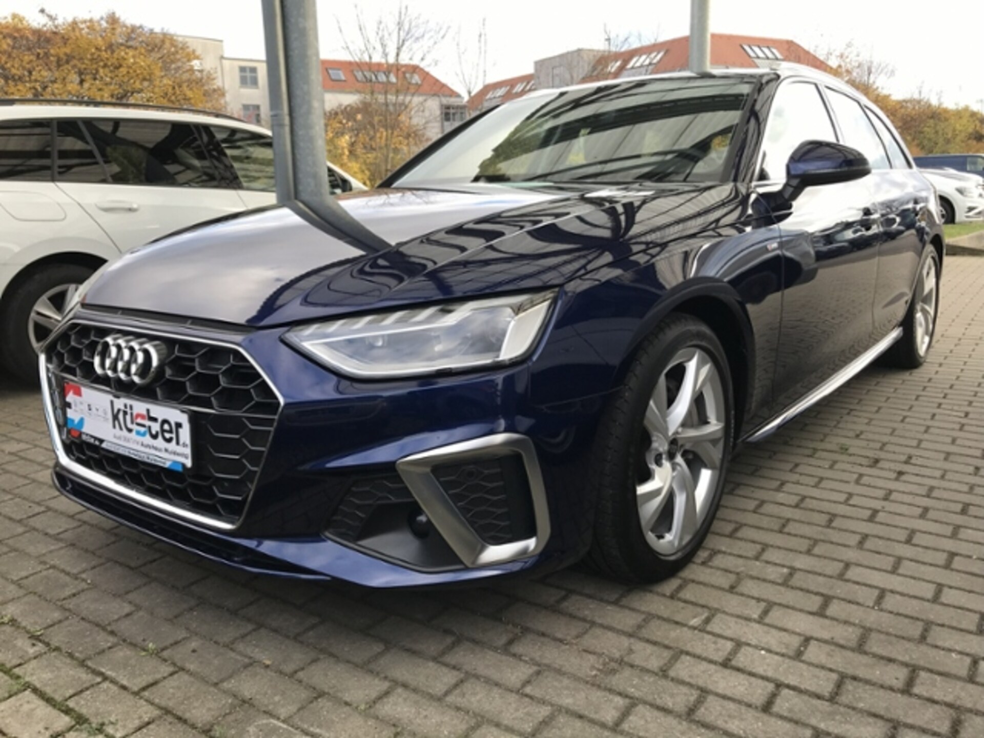 Audi A4 Avant S line